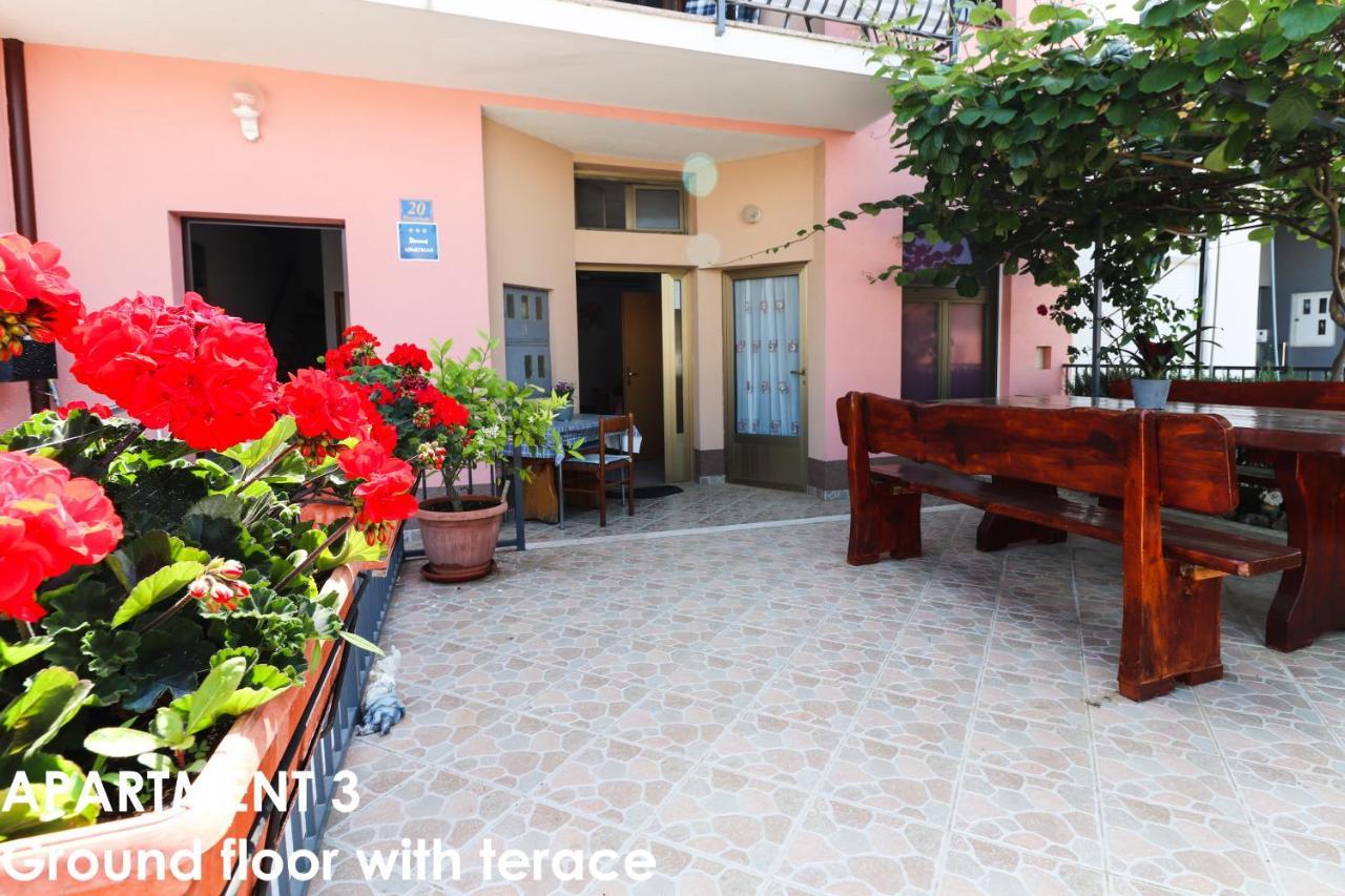 Beautiful Sea View Apartments - Niko Ceko Vrsar Exterior photo